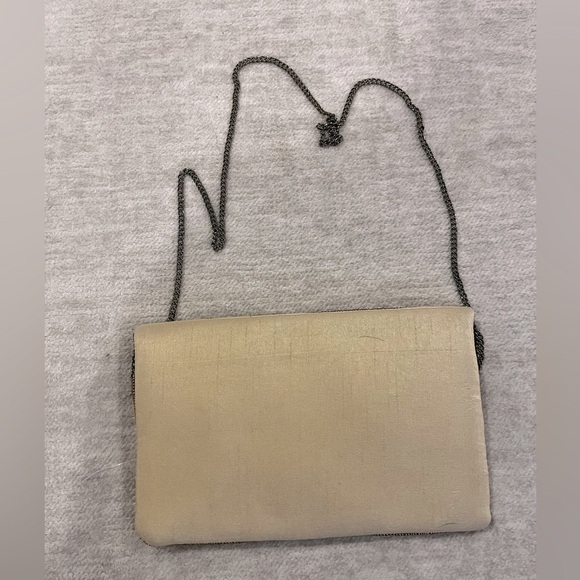 Djula Joaillerie / Paris beaded silk envelope purse with chain. - Picture 5 of 5